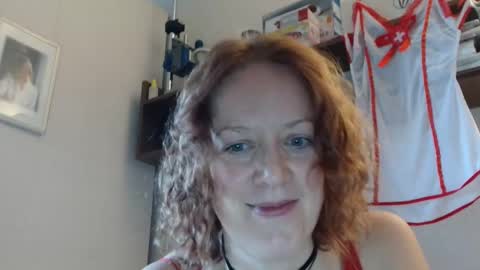 12ennie online show from October 23, 6:30 am