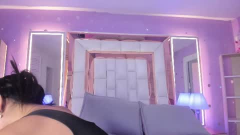 Scarlette  online show from July 3, 3:23 am