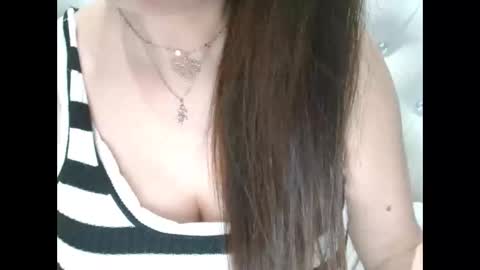 1baby_sweet online show from May 3, 7:17 pm