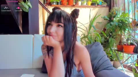 Moona  online show from September 16, 10:34 am