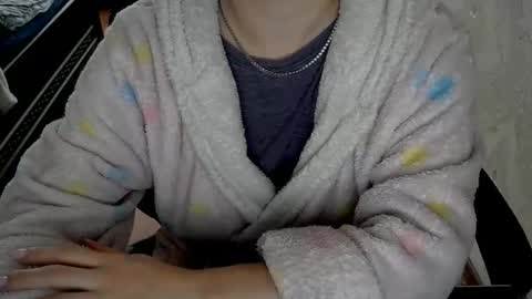 Snapshot of 1your_hot_girls chatting on December 12, 9:30 am 1your_hot_girls online show from December 12, 9:30 am