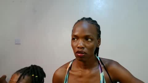 TightPussy online show from April 28, 8:40 am
