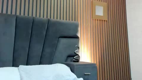 3X NAXAA online show from September 29, 12:43 pm