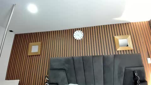 3X NAXAA online show from October 19, 1:46 pm