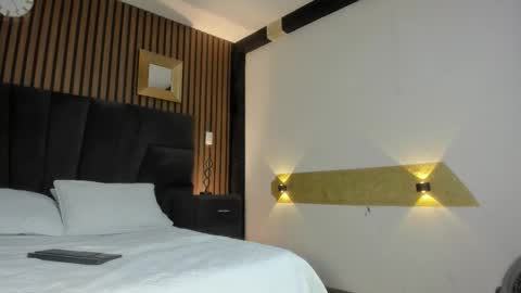 3X NAXAA online show from November 20, 12:28 pm