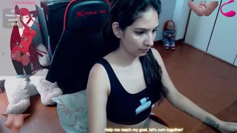 Snapshot of 69_shades chatting on October 4, 6:56 pm lucero online show from October 4, 6:56 pm