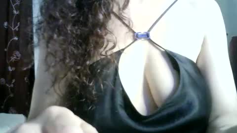 Lilu online show from June 30, 9:25 pm