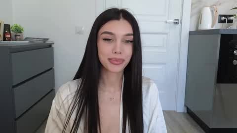 KARINA online show from May 2, 1:14 pm