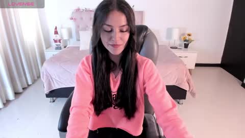 Snapshot of _abby_23_ chatting on December 27, 2:01 pm Aby online show from December 27, 2:01 pm