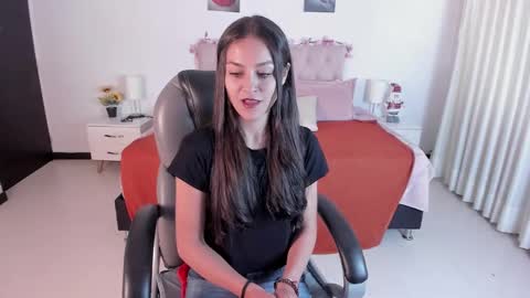 Snapshot of _abby_23_ chatting on December 4, 11:52 am Aby online show from December 4, 11:52 am