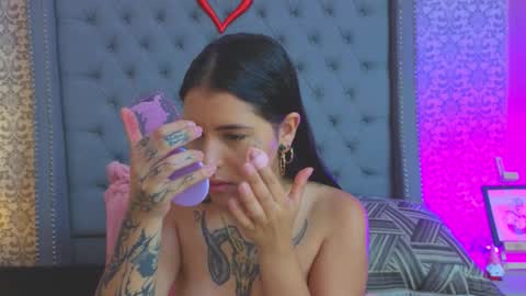  Abby  online show from March 4, 4:46 pm