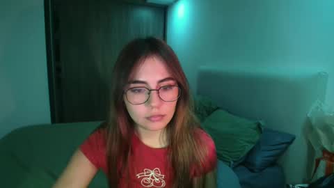 Snapshot of _abbyyyy_ chatting on February 27, 1:59 am abby 3 online show from February 27, 1:59 am