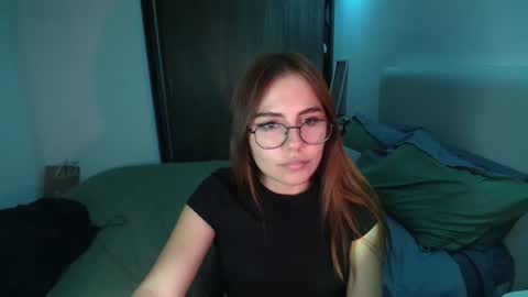 Snapshot of _abbyyyy_ chatting on March 12, 2:41 am abby 3 online show from March 12, 2:41 am