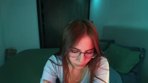 Snapshot of _abbyyyy_ chatting on March 12, 10:28 pm abby 3 online show from March 12, 10:28 pm