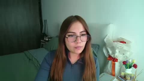 Snapshot of _abbyyyy_ chatting on March 4, 4:52 pm abby 3 online show from March 4, 4:52 pm
