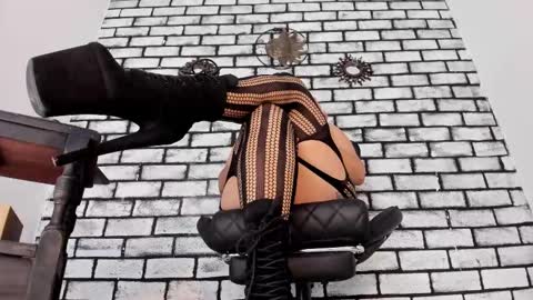 Aida online show from September 23, 1:48 am