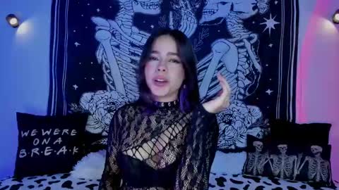 _alicesasha_ online show from February 8, 7:56 am