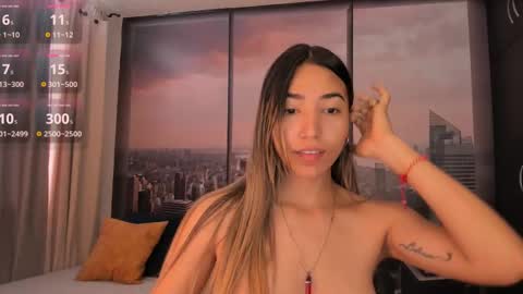 Snapshot of _alliex_ chatting on February 11, 1:20 pm you can call me pretty online show from February 11, 1:20 pm