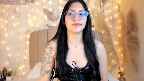 Allondra  online show from March 4, 11:40 am