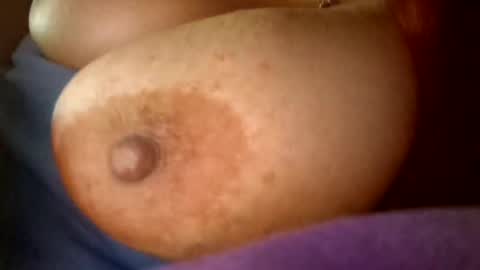 Giulia...... online show from December 10, 1:11 pm