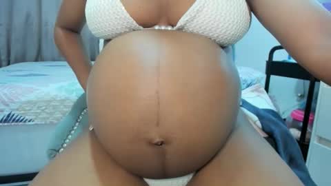 Analia online show from May 20, 12:07 am