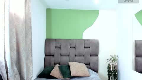      online show from December 1, 7:16 pm