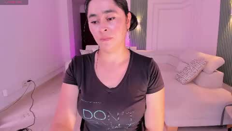 Ana online show from June 22, 7:22 pm