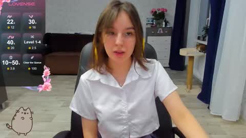 Snapshot of _arina_cox__ chatting on February 20, 2:24 pm Arina online show from February 20, 2:24 pm