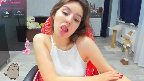 Snapshot of _arina_cox__ chatting on December 7, 12:35 pm Arina online show from December 7, 12:35 pm