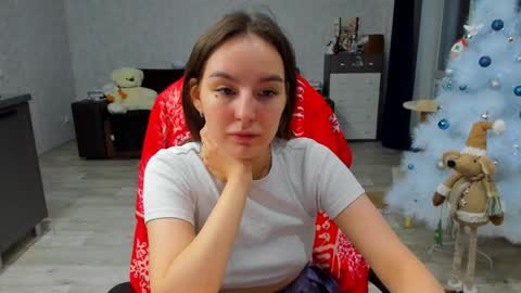 Snapshot of _arina_cox__ chatting on January 1, 8:15 pm Arina online show from January 1, 8:15 pm