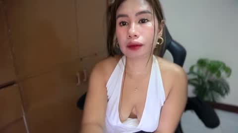 Angie online show from July 21, 2:45 am