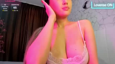 _asian_princess11_ online show from July 7, 7:23 am