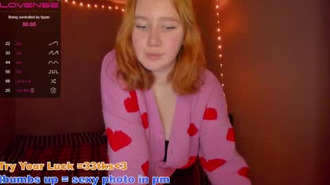 hello im Lira online show from December 21, 8:43 pm