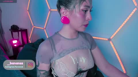 Lunita  online show from January 26, 2:45 am