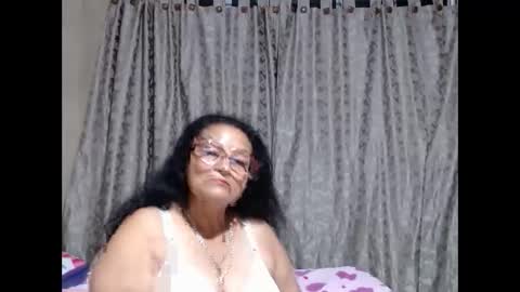_bellanocturna online show from May 6, 4:05 am