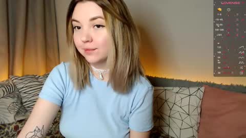 Elizabeth online show from November 23, 8:10 pm