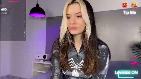 Hey were Vi and Alex  OF your bj queen online show from July 12, 9:59 pm
