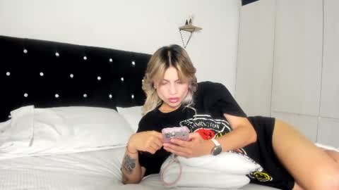 Bella  online show from July 9, 10:33 pm