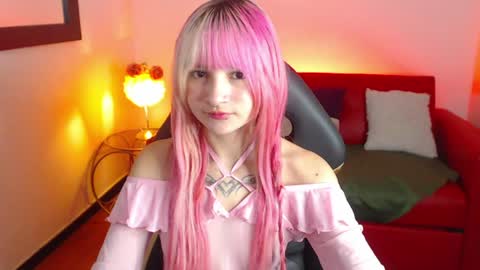 _charlotte_collins_ online show from June 10, 3:44 pm