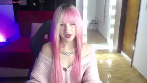 _charlotte_collins_ online show from June 12, 3:09 pm