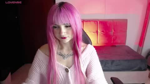 _charlotte_collins_ online show from May 15, 2:20 pm