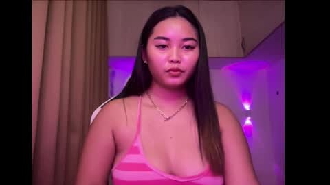 _chelle69xx online show from February 3, 7:35 am