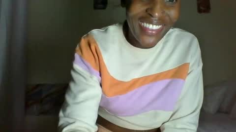clara online show from July 18, 5:04 pm