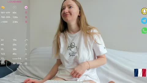 Sophie online show from April 26, 10:57 am