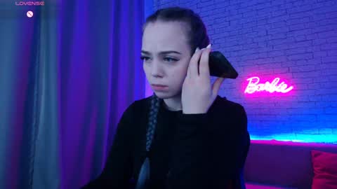 Snapshot of _crazybee_ chatting on December 6, 5:31 am Nica online show from December 6, 5:31 am