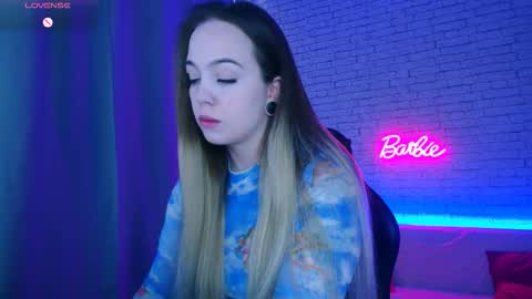 Nica online show from February 25, 8:13 am