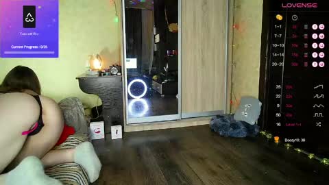Dana Doe online show from May 12, 5:41 pm