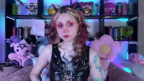 Kate online show from June 10, 7:12 pm