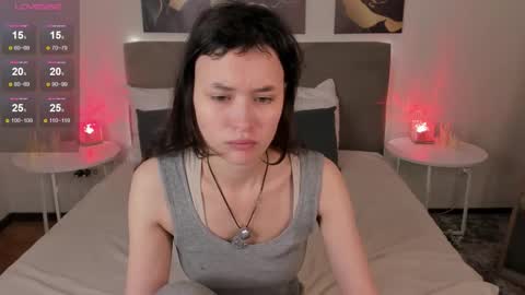 _emily__strike_ online show from October 12, 10:06 am