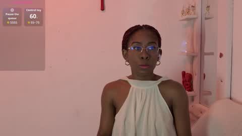 michell online show from November 18, 12:50 pm